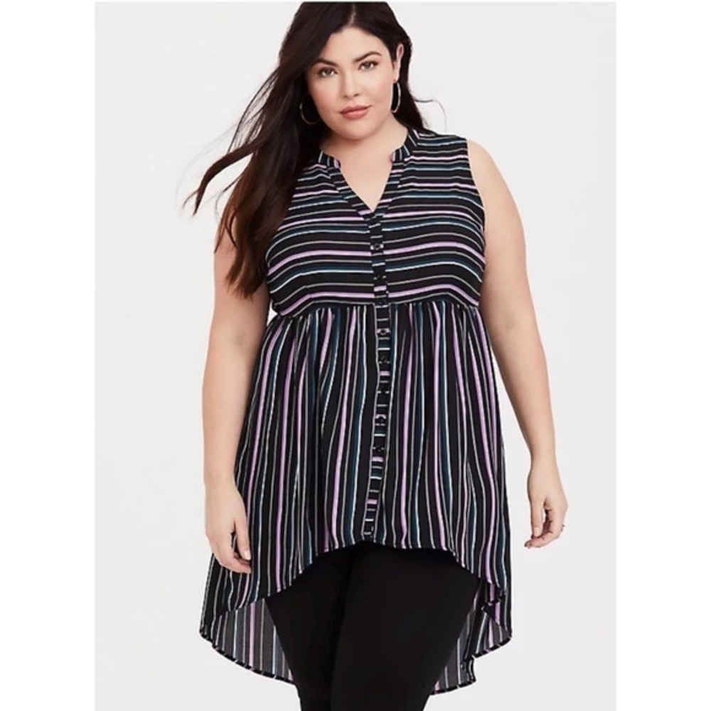 Torrid hi-low sleeveless top